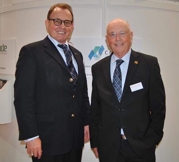 Right, Heinz Blumenstein/President  and Rudi Walz/Marketing Consultant. Photo Datalignum.